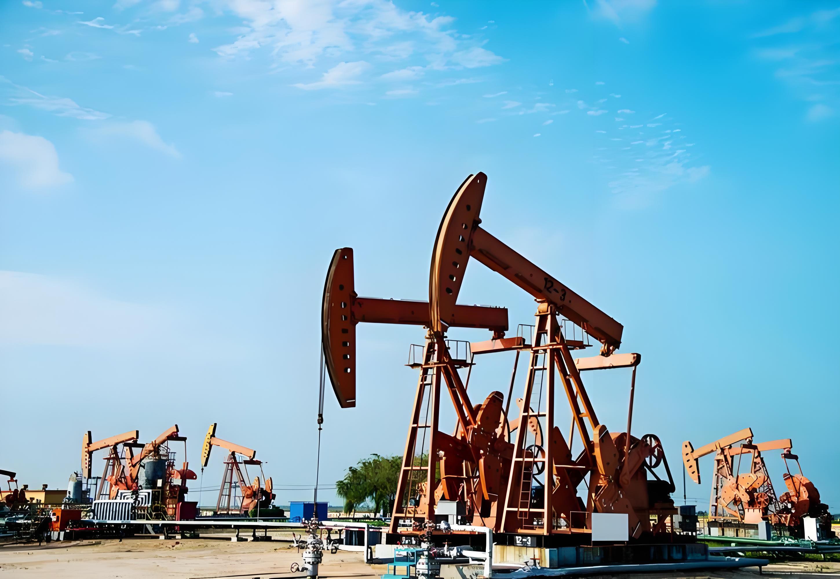 Exploration and development of low-permeability oil and gas fields requires a four-in-one testing instrument.